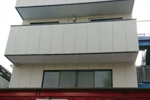 横浜市で雨漏り修理 屋根工事なら 斎藤リフォーム株式会社 川崎市 藤沢市他神奈川全域対応 無料見積もり最短即日対応中